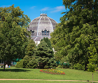 Steaming through the Peak District & Chatsworth House