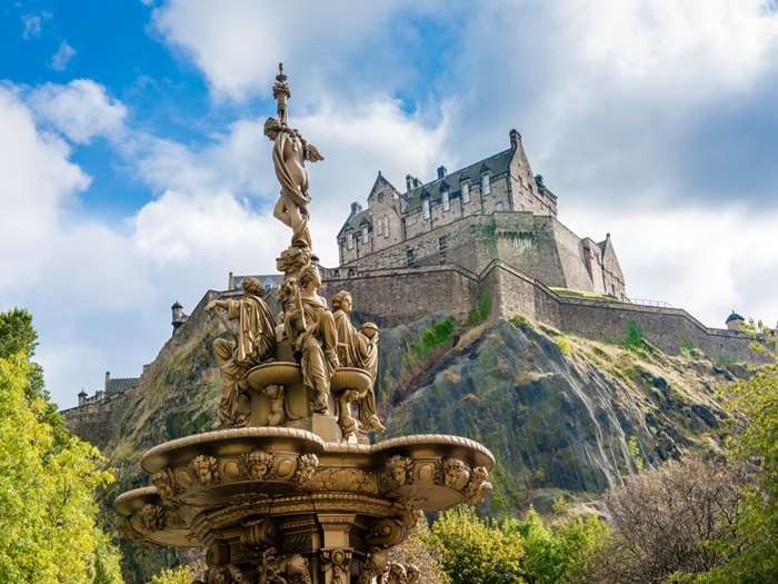 tourhub | National Holidays | Edinburgh & Glasgow at Christmastime 