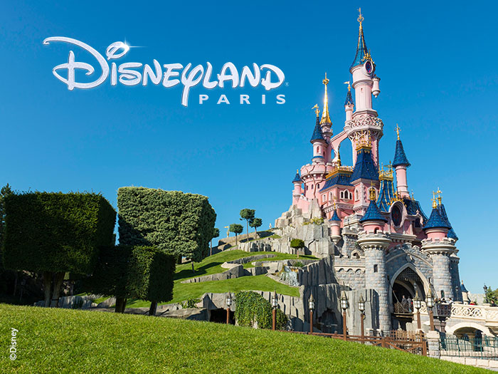 tourhub | National Holidays | Disneyland® Paris 