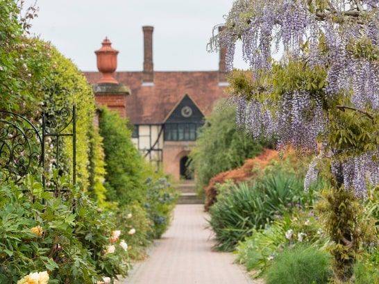 tourhub | National Holidays | Hampton Court Palace Flower Show & RHS Wisley 