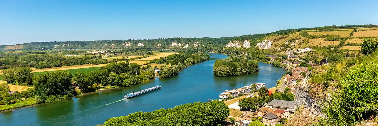 Cruising the Seine - From Paris to Honfleur