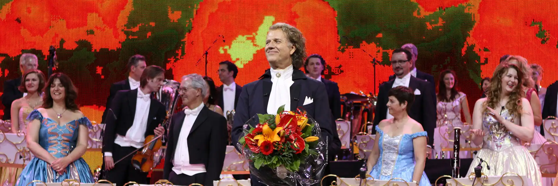 André Rieu & his Johann Strauss Orchestra – Live in Liverpool