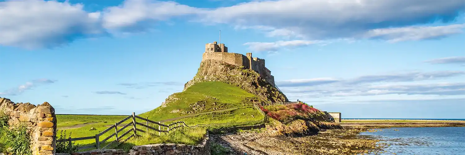 Northumberland, Hadrian’s Wall, Holy Island & Alnwick Castle