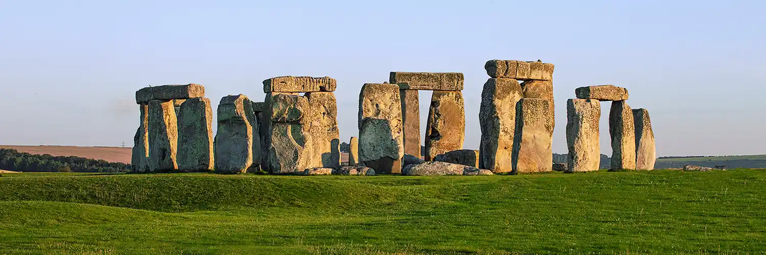 Beautiful Bath & Mythical Stonehenge